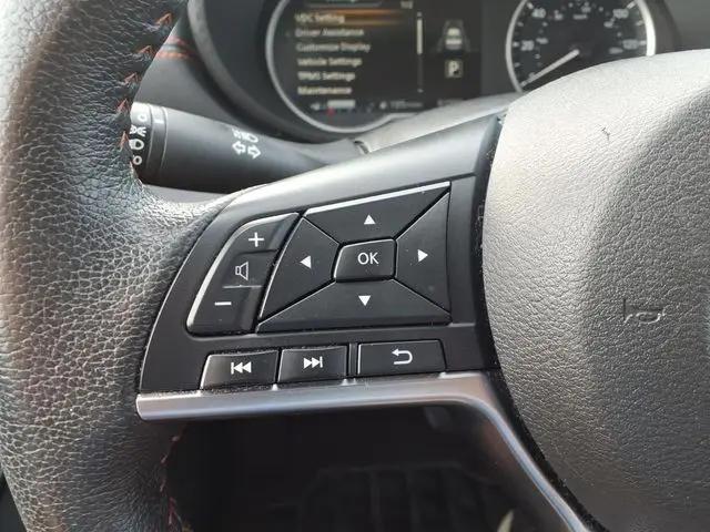 2024 Nissan Versa 1.6 SR