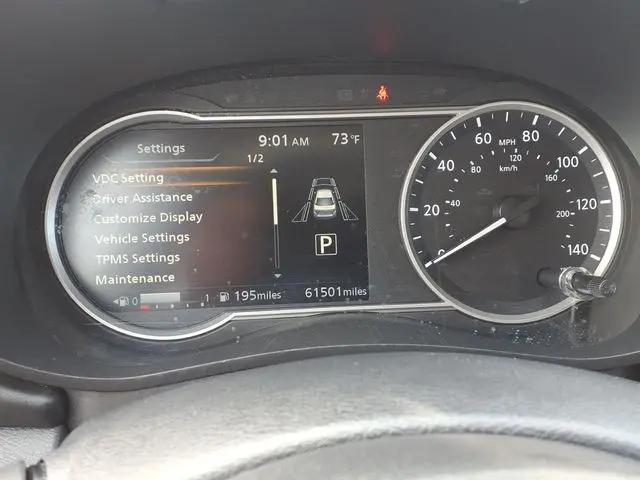 2024 Nissan Versa 1.6 SR