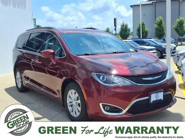 2017 Chrysler Pacifica Touring-L for sale in Springfield, IL