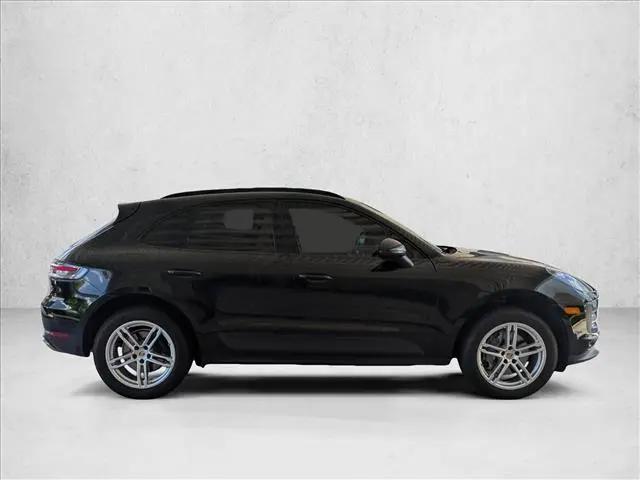2021 Porsche Macan Macan