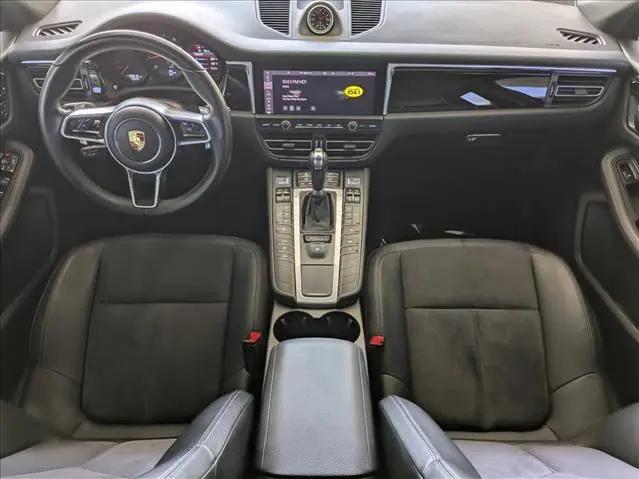 2021 Porsche Macan Macan