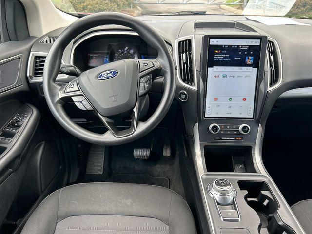 2021 Ford Edge SE