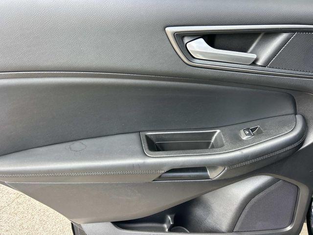 2021 Ford Edge SE