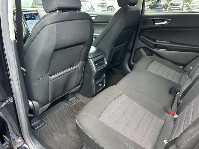 2021 Ford Edge SE