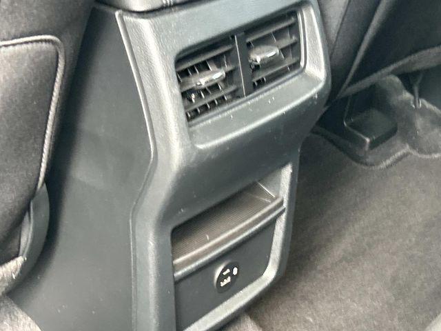 2021 Ford Edge SE