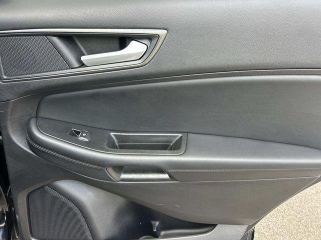 2021 Ford Edge SE