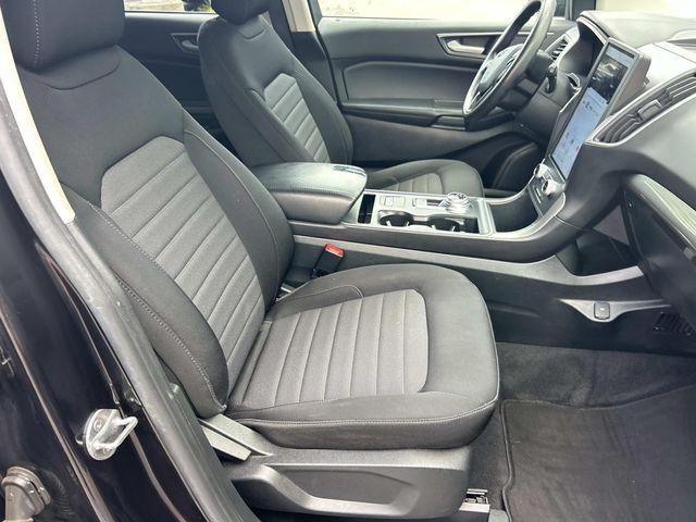 2021 Ford Edge SE
