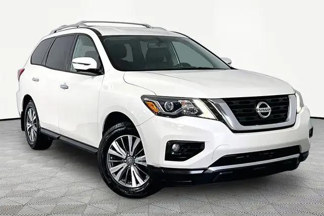 2017 Nissan Pathfinder SL for sale in Olive Branch, MS