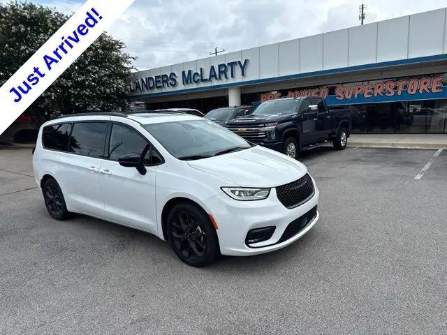 2024 Chrysler Pacifica Touring L for sale in Huntsville, AL