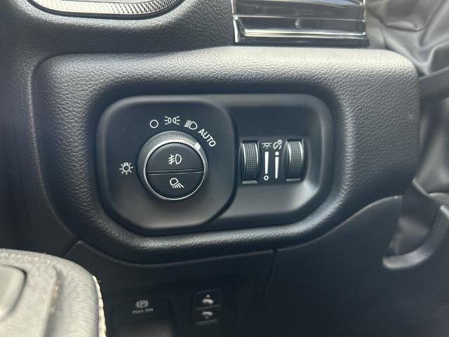 2025 Ram 1500 Rebel Crew Cab 4x4 5'7" Box