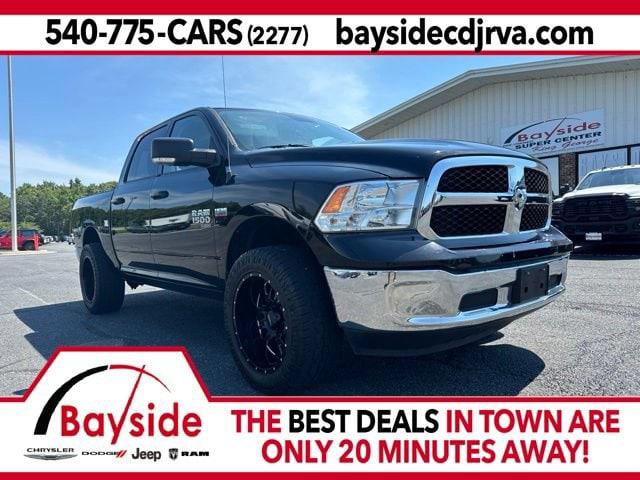 2019 RAM 1500 Classic SLT Crew Cab 4x4 57 Box 2019 RAM 1500 Classic SLT Crew Cab 4x4 57 Box