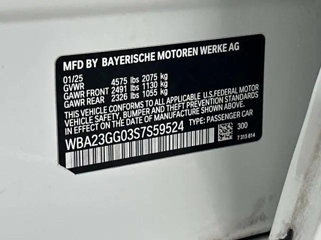 2025 BMW Coupe xDrive