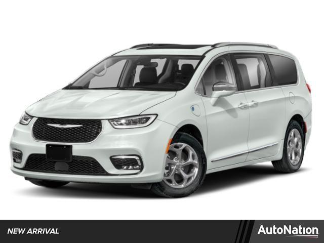 2022 Chrysler Pacifica Hybrid Touring L for sale in Roseville, CA