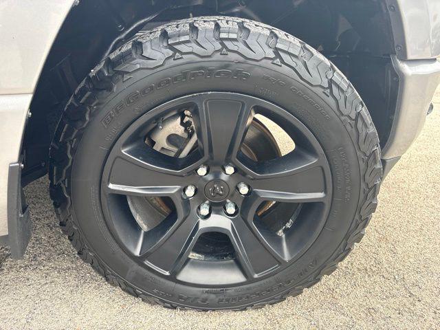 2021 Ram 1500 Lone Star Crew Cab 4x4 5'7" Box