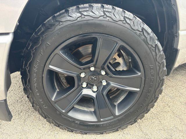 2021 Ram 1500 Lone Star Crew Cab 4x4 5'7" Box