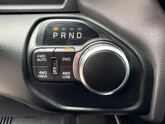 2021 Ram 1500 Lone Star Crew Cab 4x4 5'7" Box