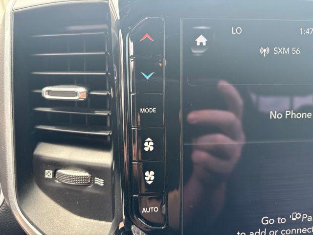 2021 Ram 1500 Lone Star Crew Cab 4x4 5'7" Box