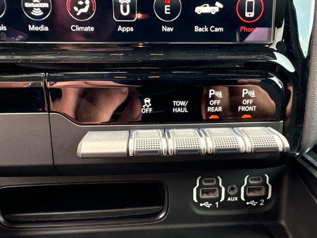 2021 Ram 1500 Lone Star Crew Cab 4x4 5'7" Box