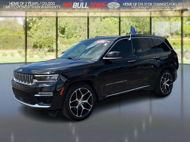 2022 Jeep Grand Cherokee Summit Reserve 4x4 for sale in Davenport, IA