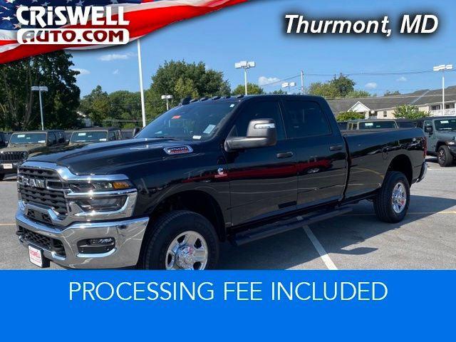 2025 RAM 2500 Tradesman Crew Cab 4x4 8 Box