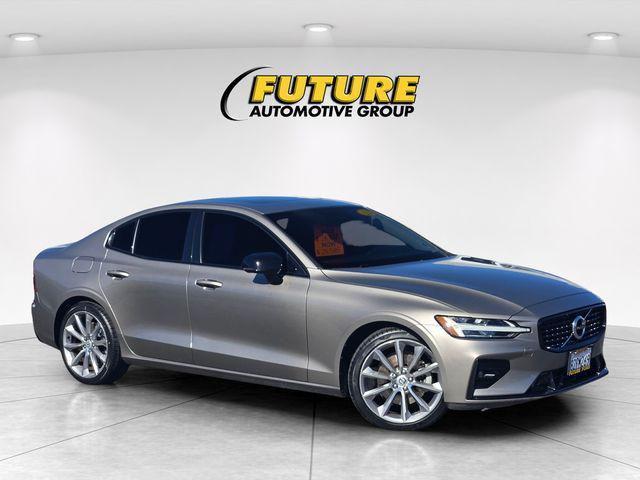 New 2025 Volvo S60 B5 AWD Core Specs | JD Power