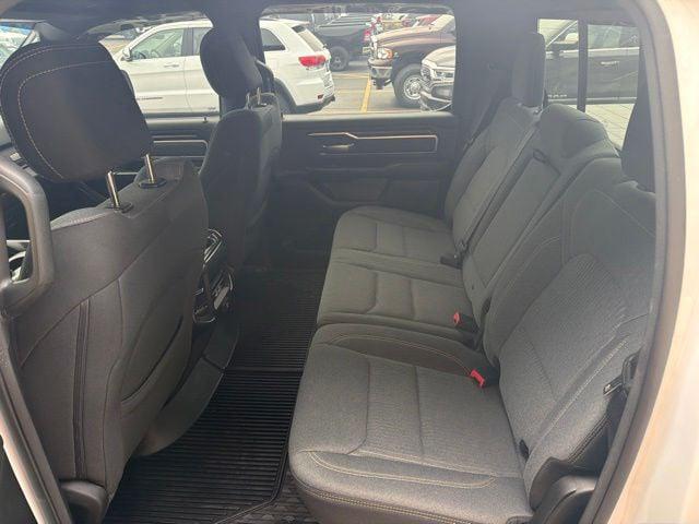 2021 Ram 1500 Big Horn Crew Cab 4x4 5'7" Box