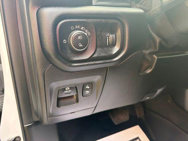 2021 Ram 1500 Big Horn Crew Cab 4x4 5'7" Box