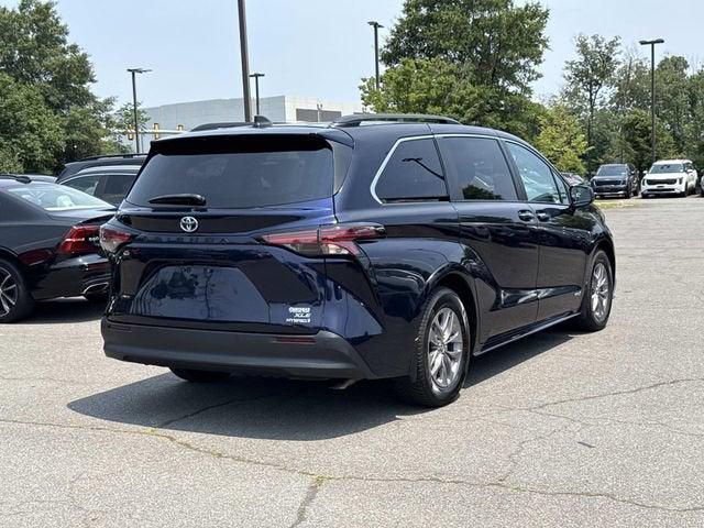 2021 Toyota Sienna XLE 2021 Toyota Sienna XLE
