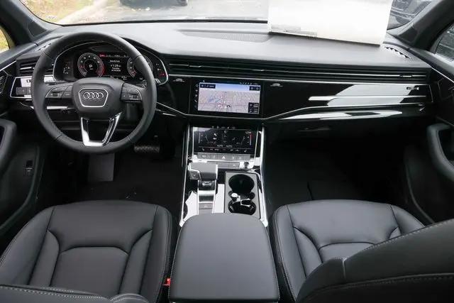 2026 Audi Q7 Premium 45 TFSI quattro tiptronic