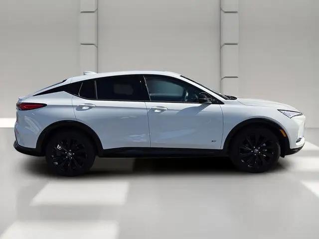 2026 Buick NV Sport Touring FWD