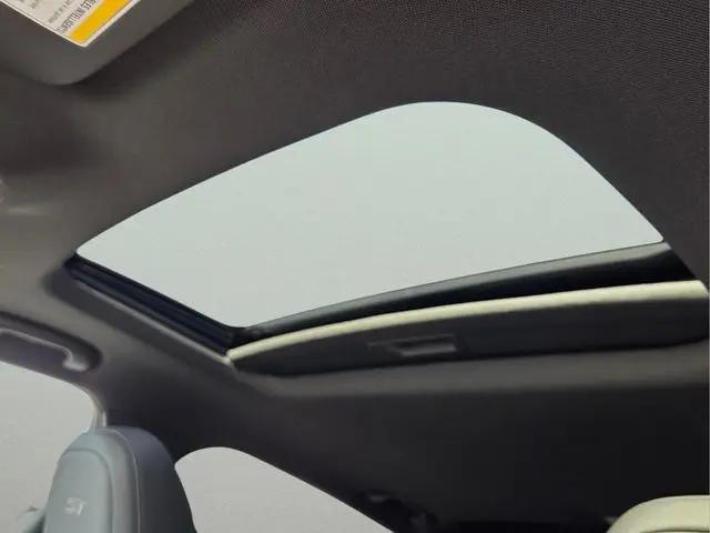 2026 Buick NV Sport Touring FWD