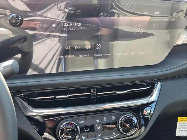 2026 Buick NV Sport Touring FWD