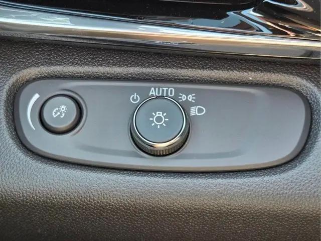 2026 Buick NV Sport Touring FWD