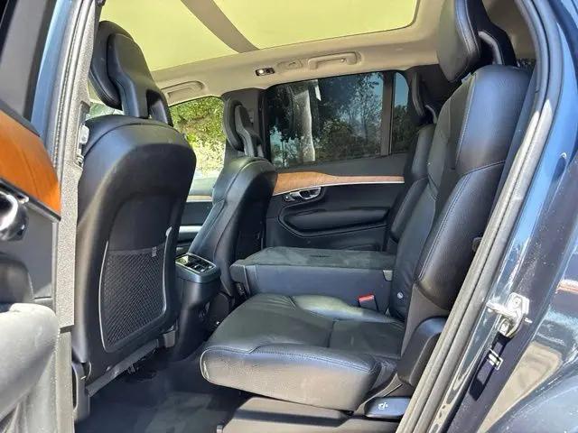2021 Volvo XC90 T5 Momentum 7 Passenger