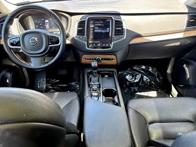 2021 Volvo XC90 T5 Momentum 7 Passenger