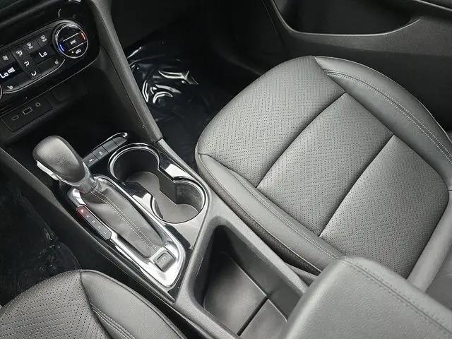 2023 Buick Encore GX Essence FWD