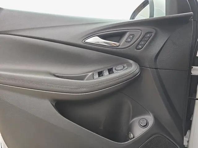 2023 Buick Encore GX Essence FWD
