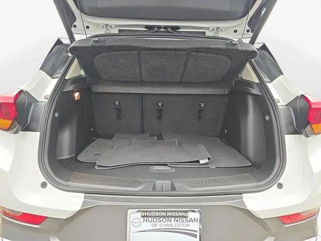 2023 Buick Encore GX Essence FWD