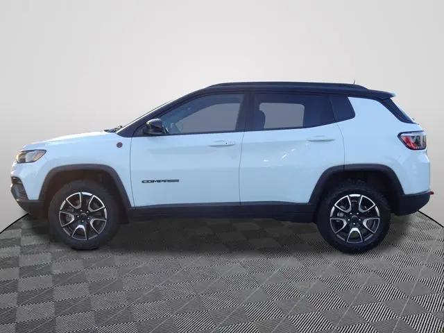 2025 Jeep Compass Trailhawk 4x4