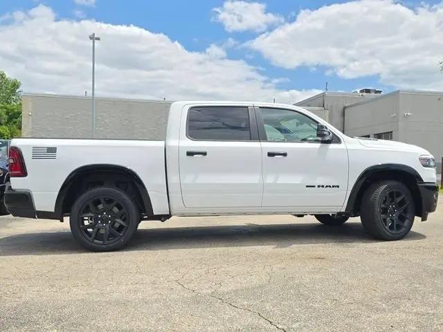2026 Ram 1500 Laramie Crew Cab 4x4 5'7" Box