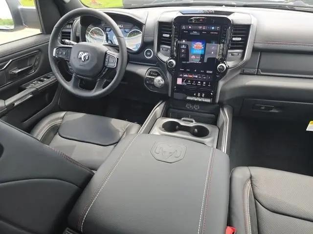 2026 Ram 1500 Laramie Crew Cab 4x4 5'7" Box