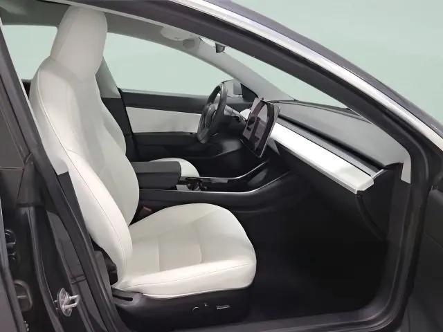 2020 Tesla Model 3 Standard Range Plus Rear-Wheel Drive