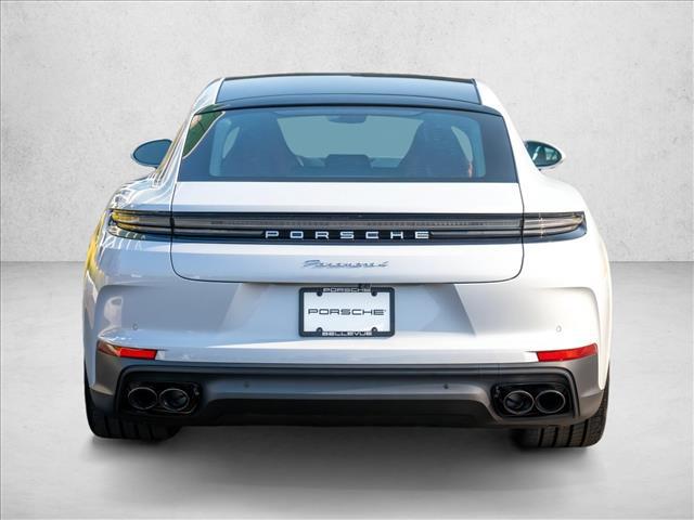 2026 Porsche Panamera 4