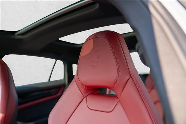 2026 Porsche Panamera 4