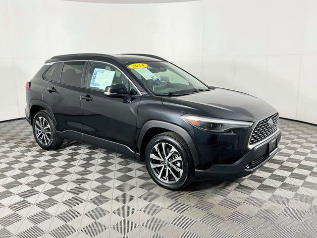 2024 Toyota Corolla Cross XLE for sale in Selma, CA