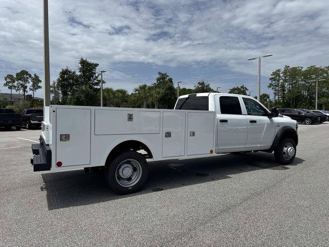 2026 RAM 5500 Chassis RAM 5500 TRADESMAN CHASSIS CREW CAB 4X4 84 CA
