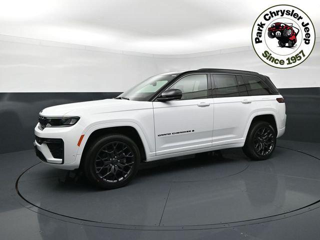 2026 Jeep Grand Cherokee GRAND CHEROKEE SUMMIT 4X4