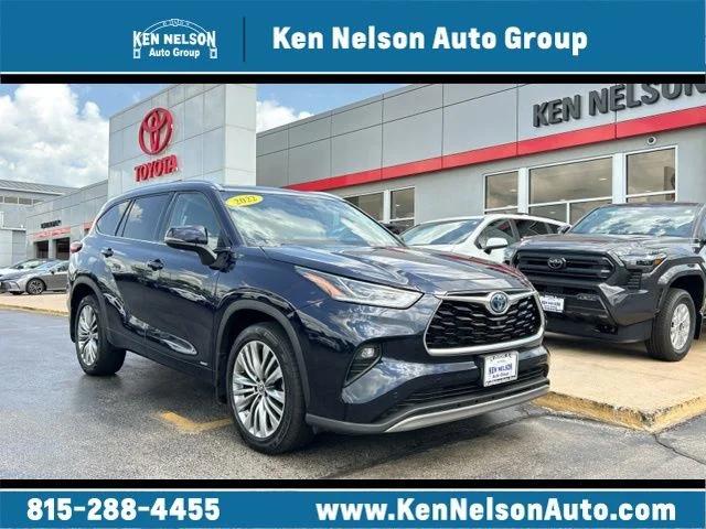 2022 Toyota Highlander Hybrid Platinum for sale in Dixon, IL