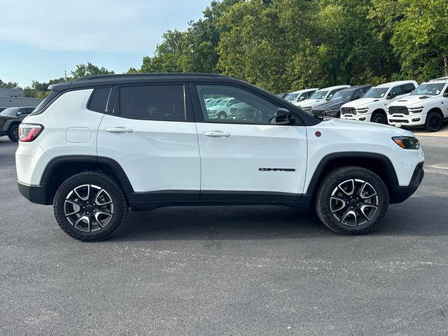 2025 Jeep Compass Trailhawk 4x4