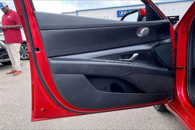 Used 2021 Hyundai Elantra SEL For Sale in Olive Branch, MS